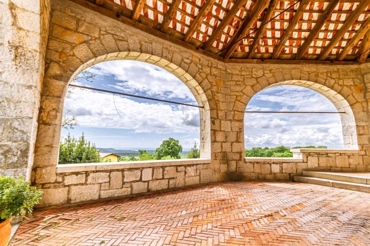 Kostanjevica na Krasu Vila Brinovka מראה חיצוני תמונה